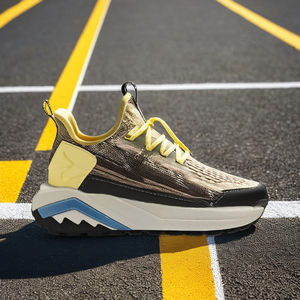 <span class=keywords><strong>พื้น</strong></span><span class=keywords><strong>รองเท้า</strong></span>วิ่งและฝึกซ้อมสำหรับผู้ชาย ยี่ห้อ Wolf Brand ขายส่ง แฟชั่น ทันสมัย กันลื่น ทนทาน ผลิตจากวัสดุ EVA TPR TPU สำหรับนักกีฬามืออาชีพ - Product Image 5