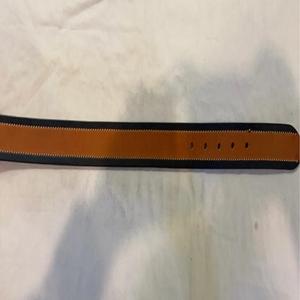 Cinturón informal de cuero genuino para hombre, correa hecha a mano de doble color, de alta calidad, con costuras de diseñador y hebilla de metal pesado - Product Image 3