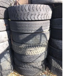 Pneus de camion 16 pouces 255/65R16 d'occasion et neufs, design sans chambre pour camions légers - Product Image 1