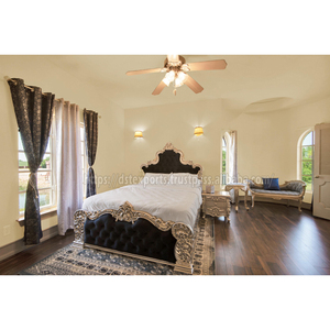 Meubles de chambre à coucher de style baroque pour villas de luxe Lits européens sculptés à la main en bois de teck Lit Royal Maharaja avec table d'appoint - Product Image 1