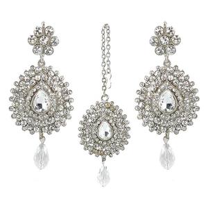 Soha ต่างหูแฟชั่น1300921แบบห้อยกับ Maang Tikka Stone dangler และ Maang Tikka Combo - Product Image 1