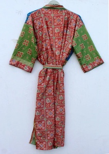 Femme Kimono en soie Vintage Kimono Robe Pour Femme Boho Kimono - Product Image 6