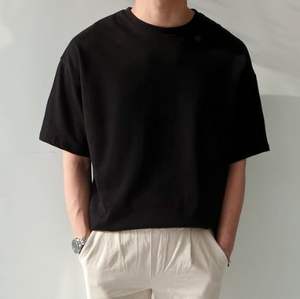 T-shirt en coton pour hommes surdimensionné 305g T-shirt à la mode lourd à manches courtes ample pour homme vente en gros - Product Image 2