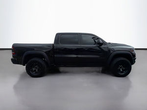 Camioneta 2024 Usada 1500 TRX 6.2L V8 Supercargado 702HP 4x4 de Alto Rendimiento en Venta - Product Image 2