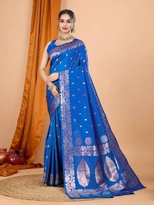 Colección de Saris de Seda Banarasi al por Mayor, Ropa Étnica India Moderna y Tradicional con Intrincados Bordados Zari para Bodas y Fiestas - Product Image 4