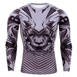 T-shirt de compression MMA personnalisé par sublimation, vêtement de Muay Thai, Rashguard BJJ, haut de grappling pour homme, Rashguard sublimé - Product Image 1