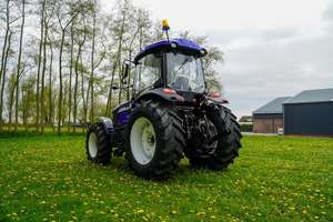 Pour Lovol M1004 tracteur à roues 4WD neuf et d'occasion 50/60HP avec moteur Weichai Mini tracteur de marche et de labourage pour une utilisation agricole - Product Image 4