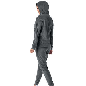 Survêtements pour femmes de la meilleure édition Créez votre propre logo Qualité professionnelle imprimée Qualité fine pour les survêtements pour femmes - Product Image 2