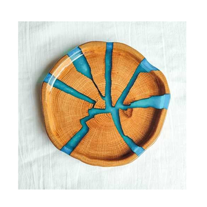 Plateau de service rond en bois et résine, artisanat design, excellent plateau en bois et résine, design de rangement - Product Image 1