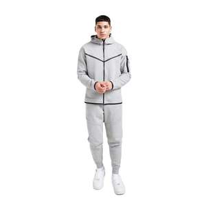 Ensembles de survêtements de sport personnalisés grande taille survêtements de course étanches avec logo imprimé pour la salle de sport et les vêtements de sports d'hiver et l'entraînement - Product Image 3