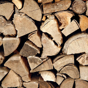 Premium Kiln Dried Oak <b>Logs</b> Firewood Heating Cooking And Outdoor Fire Pits Bulk Wholesale Export Packaging Supply - Product Image 6