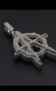 จี้ห้อยคอแบบมีตัวอักษรตามสั่ง ประดับมอสซาไนต์เคลือบโรเดียม ดีไซน์เรืองแสงระยิบระยับ เหมาะสำหรับงานปาร์ตี้กลางคืน สไตล์ฮิปฮอป เครื่องประดับเงิน ของขวัญสำหรับเขา - Product Image 2