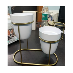 Jardinière en céramique avec appel fait main ajoute une sensation organique chaude à tout espace parfait pour mettre en valeur les plantes dans votre salon - Product Image 5