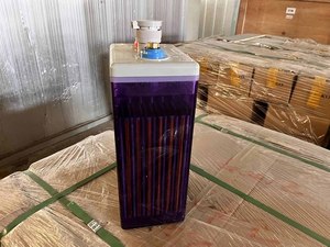 ディープサイクル管状<span class=keywords><strong>2V</strong></span> 300Ah充電式<span class=keywords><strong>OPzS</strong></span>鉛バッテリー<span class=keywords><strong>2V</strong></span> 300Ah <span class=keywords><strong>OPzS</strong></span>バッテリー電気通信および産業用 - Product Image 5