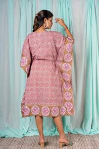 Estampado floral con cordones hasta la rodilla para mujer elegante manga corta estampado bohemio caftán - Product Image 4