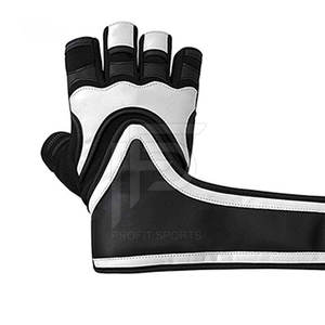 ถุงมือออกกำลังกายหนังสังเคราะห์พรีเมี่ยมพร้อมสายรัดข้อมือปรับได้สำหรับยิมและกีฬายกน้ำหนัก - Product Image 3