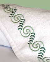 Serviette de table et torchon en coton lin brodé blanc avec ourlet personnalisé