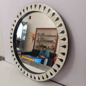 Espejo de Pared Moderno y Elegante para el Hogar, Marco de Vidrio Hecho a Mano con Incrustaciones de Resina y Hueso, Ideal para la Entrada, Sala de Estar o Bodas - Product Image 1