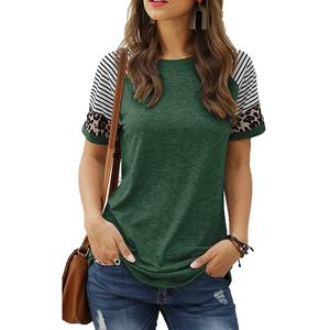 T-shirt femme Simple couleur unie impression col en v hauts été dames T-shirt mode lâche dames vêtements - Product Image 2