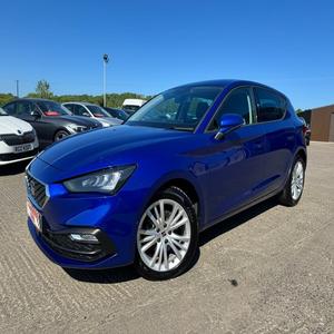 SEAT LEON 2.0TDI SE DYNAMIC HATCHBACK USADO LHD/RHD 2021 - Product Image 1