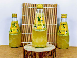 Boisson au Nectar de Palme Naturel avec Délicieux Garniture de Fruits de Palme Boisson Rafraîchissante et Saine en Bouteille - Product Image 5