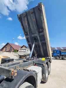 Camión Pesado Mercedes Actros 4141 8X4 2010, Emisión Euro 5, Motor con Transmisión Automática, 351-450HP - Product Image 6