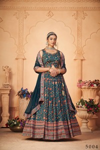 Dhwaja Export Designer Heavy Chi-Non Sequence Work Impresión digital Boda de mujer Lehenga Choli Venta al por mayor en línea Indio paquistaní - Product Image 3