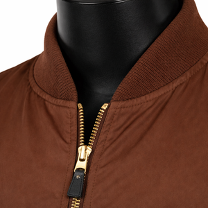 Chaqueta Bomber Acolchada Personalizada OEM, Cortavientos con Cremallera, Estilo Urbano Casual, Tallas Grandes hasta 6XL, Bordado y Teñido, Cuello Alto - Product Image 4