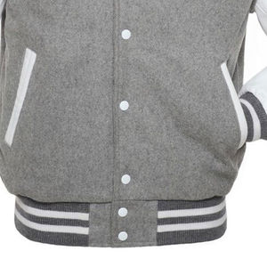 Veste de baseball universitaire personnalisée de qualité supérieure pour adultes et jeunes, avec col montant et logo frontal, couleur personnalisée, en laine - Product Image 6