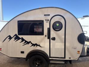 Wholesale 2025 2026 nuuCamp RVs TAB 320 LITE Lightweight & Easy to Tow Campers Travel Trailers Available - Product Image 3