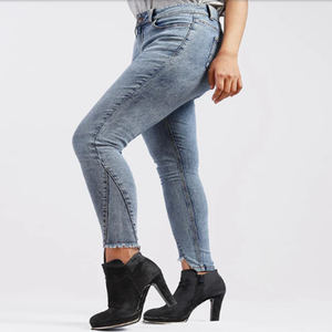 Prix d'usine, jean décontracté en coton élasthanne pour femmes, pantalon en denim mi-taille crayon de couleur au design personnalisé pour la saison d'hiver - Product Image 2