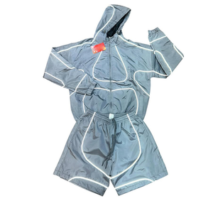 Fabricantes de Chándales Reflectantes, Chándales Personalizados, Chaquetas y Conjuntos Cortos - Product Image 4