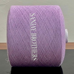 Hilo de Algodón Cardado 100% OE, Reciclable, Patrón Crudo para Tejer y Bordar, de Fábrica BHARAT TEX EXPORT BTE - Product Image 1