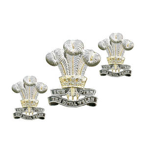 Quick Way Industries Insignias de tapa de metal dorado a granel personalizadas Insignias bordadas para coser con decoración de cuentas - Product Image 2