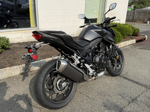 Découvrez notre nouvelle Hondas CB750 Hornet de haute qualité PRÊT À ÊTRE EXPÉDIÉ DANS LE MONDE 2025 - Product Image 3