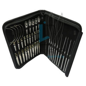 Kit de accesorios de extensión de pelo múltiple, acabado pulido en plata con funda de PVC de cuero negro y etiqueta personalizada disponible - Product Image 2