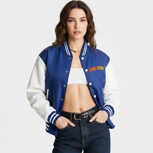 Veste universitaire pour femme sur mesure de haute qualité, épaisse, chaude, en laine, imperméable, respirante, avec logo brodé personnalisé et perles. - Product Image 1