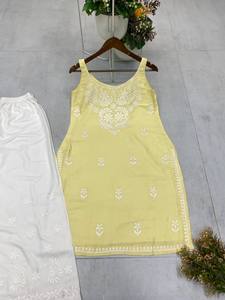 HENIXA CREATION Lanzamiento Nuevo Diseñador Ropa de Fiesta Slim Fit Quick Dry Top Plazzo Dupatta Set Faux REYON Tela Totalmente Cosida - Product Image 4