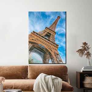 Impression sur toile de la Tour Eiffel : Affiche de l'attraction emblématique de Paris pour la décoration de la maison, encadrée. - Product Image 1