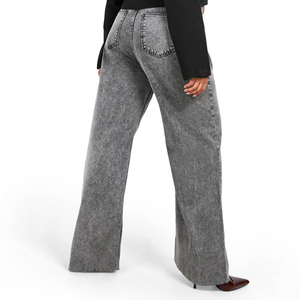 กางเกงยีนส์ผู้หญิงทุกแบบ ทันสมัย ออกแบบเองได้ ราคาถูก คุณภาพดี ลายเรียบ สไตล์ลำลอง รับผลิตแบบ OEM พร้อมสกรีนโลโก้ - Product Image 5