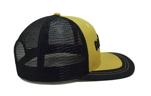 Vente en gros de chapeaux de camionneur avec logo brodé en 3D personnalisé Couvre-chefs de haute qualité à 6 panneaux Couleur de base Fabrication de casquettes de sport en plein air - Product Image 4