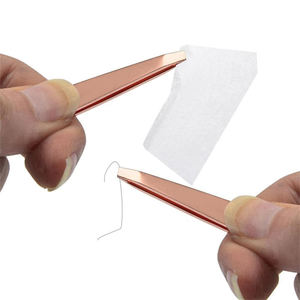 Pince à épiler en acier inoxydable de haute qualité à pointe inclinée avec peigne, fonctions d'extension de cils et de pince à ongles - Product Image 4