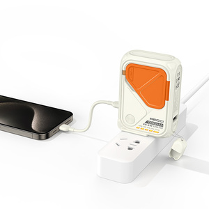 Meilleure batterie externe <span class=keywords><strong>portable</strong></span> PD 20W 10000mAh avec support filaire et support de charge sans fil magnétique - Product Image 4