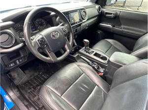 Usado 2019 T * oyota Tacoma - Product Image 3