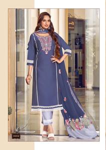 Lustre pour femme Viscose Kurtis Set avec broderie et travail manuel avec imprimé organza Dupatta pour fêtes-Vente en ligne - Product Image 2