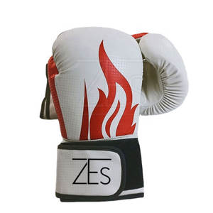 Guantes de boxeo profesionales hechos a medida Guantes de boxeo de cuero PU Guantes de boxeo de entrenamiento de lucha - Product Image 1