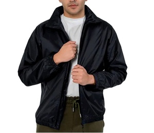 Veste coupe-vent en polyester avec doublure en maille et logo personnalisé de qualité supérieure, veste d'extérieur pour hommes, vente en gros - Product Image 3