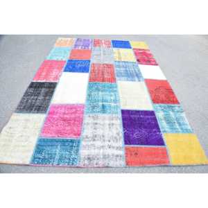 Alfombra Vintage Grande de 6.7x9.5 pies, Alfombra Turca de Lana con Diseño Floral Azul y Rojo - Product Image 1