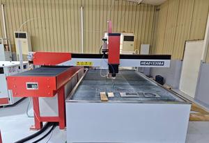 HEAD 1500x3000 Waterjet |   Solution de découpe à froid de haute précision pour les fabricants australiens - Product Image 2