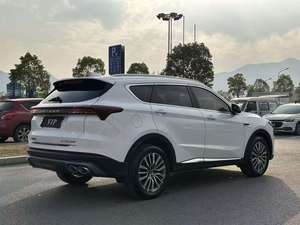 X70 Plus Champion 2024/2025, SUV Diésel de 4 Plazas, Asientos de Cuero, Techo Panorámico, Transmisión Automática, Cámara Trasera de 360°, Xenón - Product Image 5